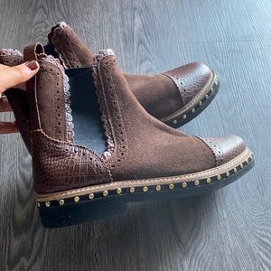 Free people Chelsea boots